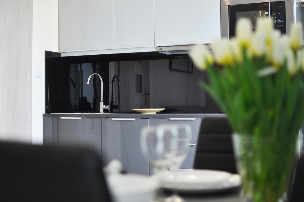 Moko Apartment Parking W Cenie 바르샤바 외부 사진