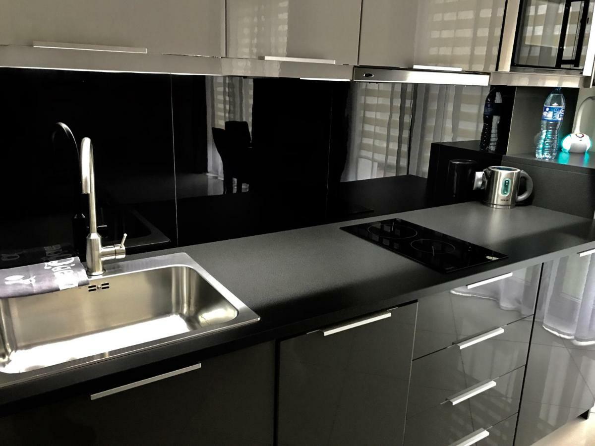 Moko Apartment Parking W Cenie 바르샤바 외부 사진
